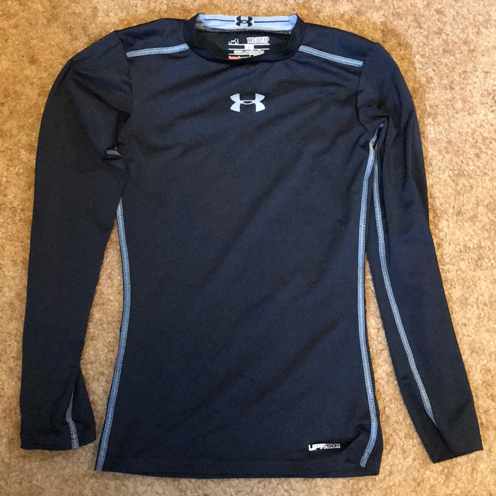 Boys youth under Armour XS fitted heatgear